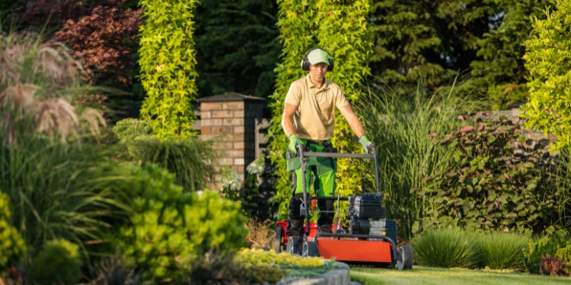 Conseils d'entretien ménager résidentiel essentiels pour chaque propriétaire