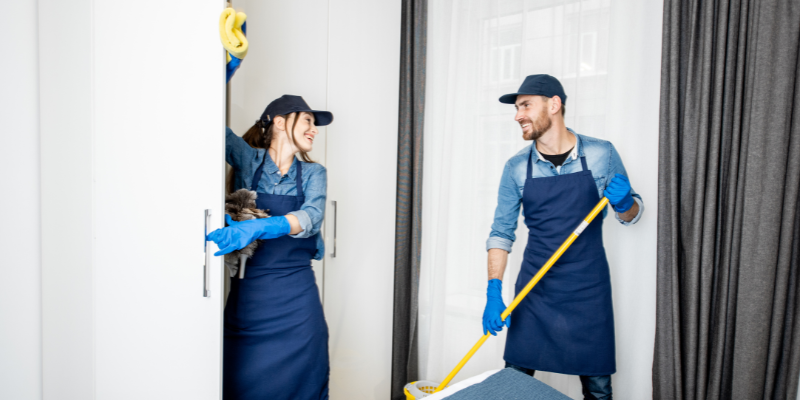 un service d'entretien ménager